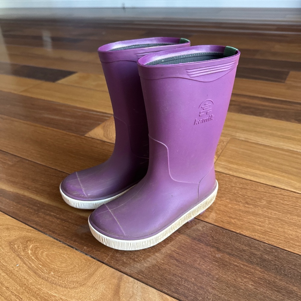 Kamik rain boots girl size 12